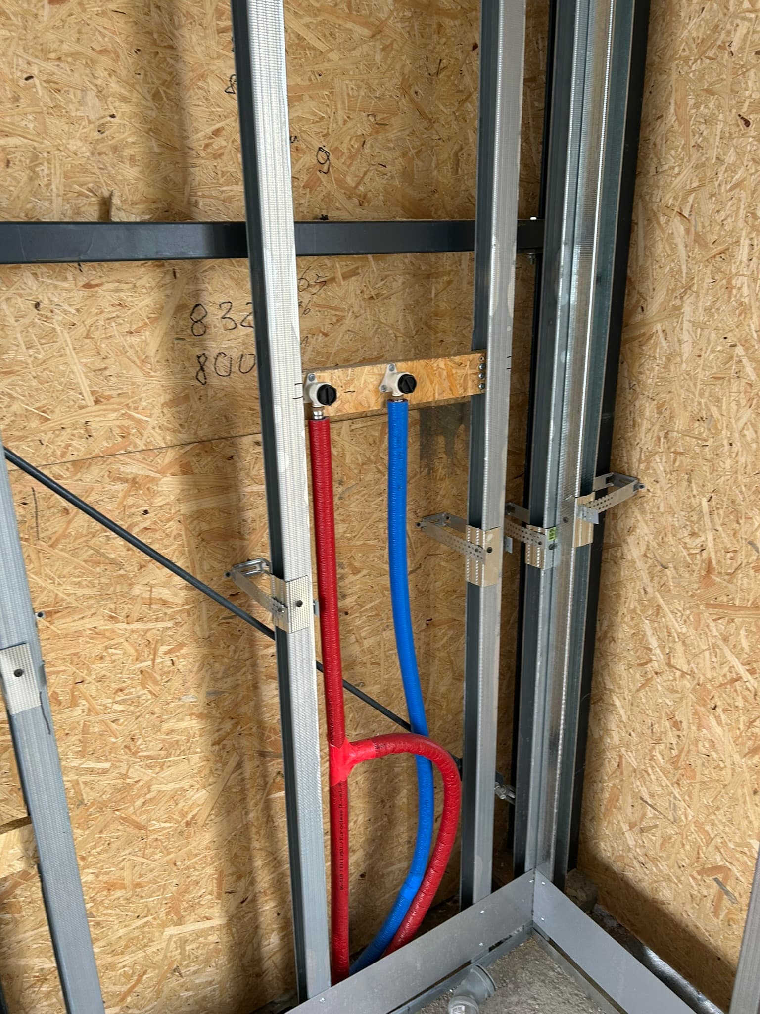 Instalacja domu jednorodzinnego — zdjęcie 13