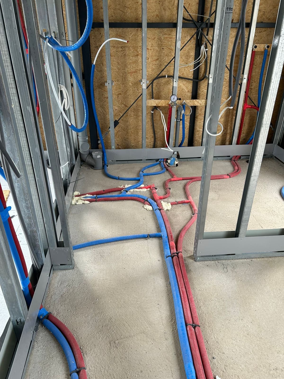 Instalacja wod-kan w budynku szkieletowym — zdjęcie 6